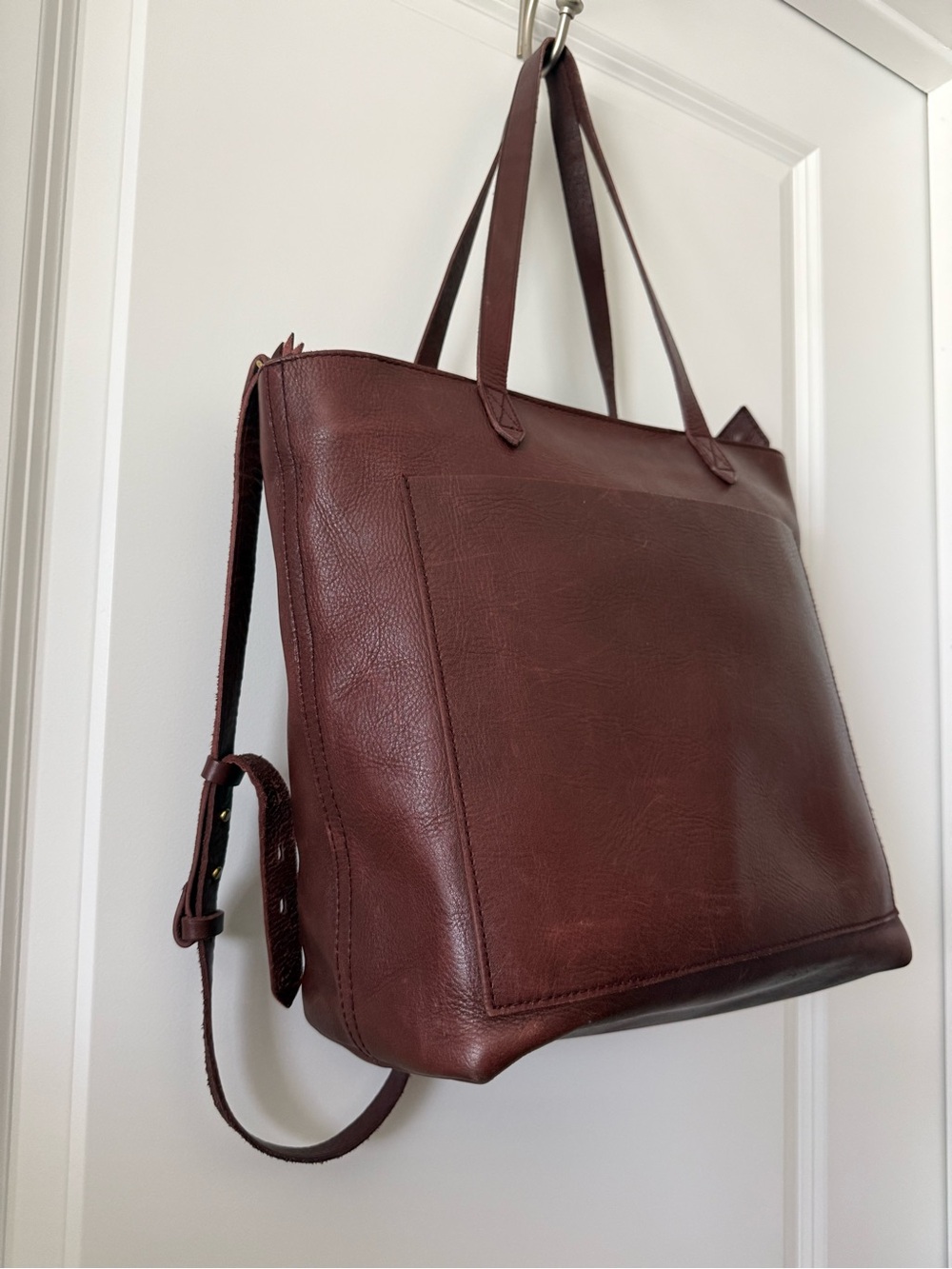 Madewell Leather Tote in Dark Burgundy - Picture 2 of 4